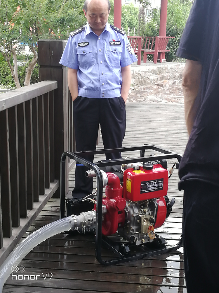 铃鹿无水自吸全自动机动泵为某消防警校备用排水.jpg